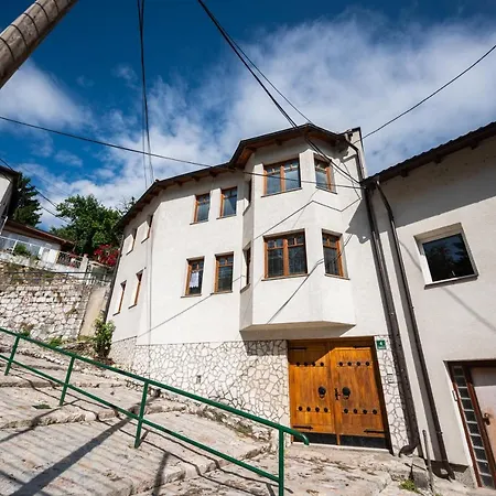 Apartman Spacious & Modern Apartments- Old Town *