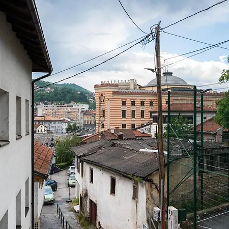 Spacious & Modern Apartments- Old Town