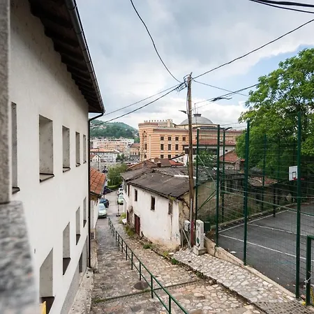 Spacious & Modern Apartments- Old Town סראייבו