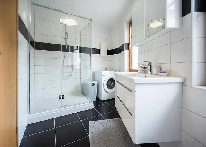 Spacious & Modern Apartments- Old Town Apartman Sarajevo