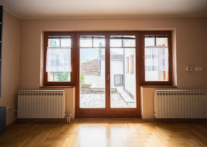 Spacious & Modern Apartments- Old Town Apartman Sarajevo